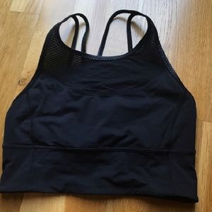 Sz 6 lululemon clip in long line top